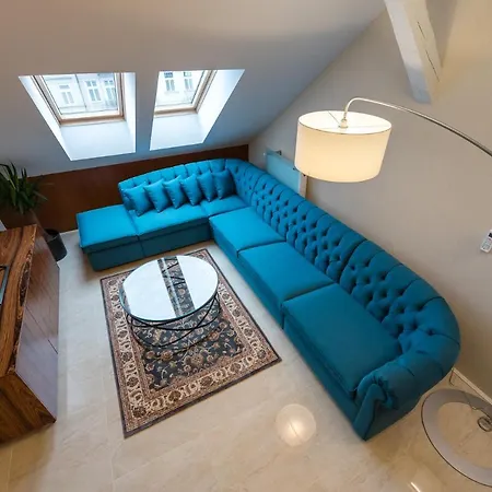 On The Main Street With Parking Old Town Apartamento Košice