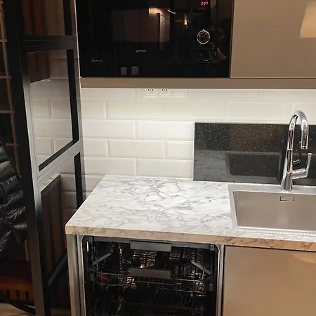 On The Main Street With Parking Old Town Apartamento Košice